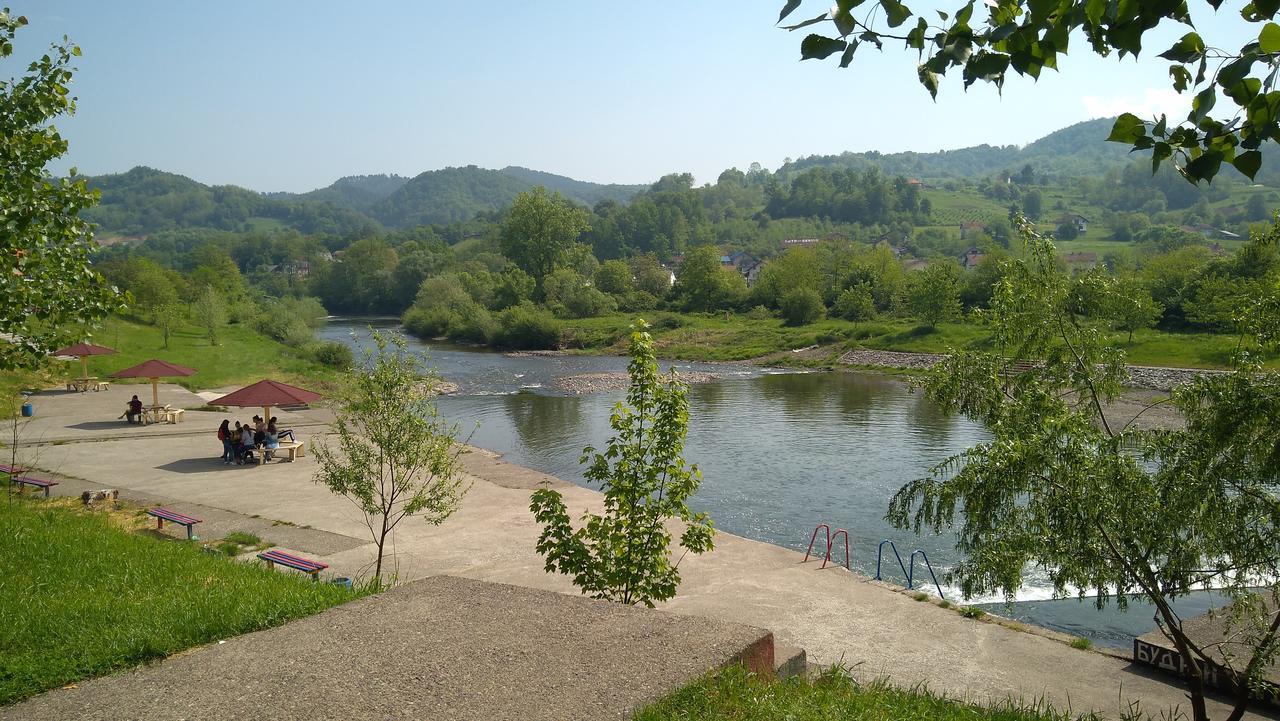 Guesthouse Jelic Teslić Exterior foto